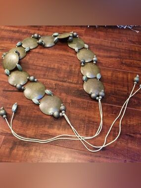Vintage BoHo Hippie Festival CHIC Green Wooden Beaded Disc Sache Tie Bel…